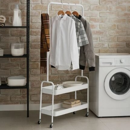 Cabide de Roupa Branco com Rodas e 2 Prateleiras